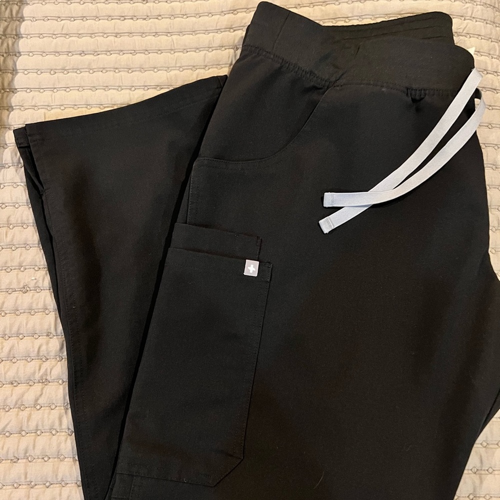Black Kade Cargo Scrub Pants XL